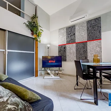 S.orsola Industrial Design Suite* * * * * Apartament *