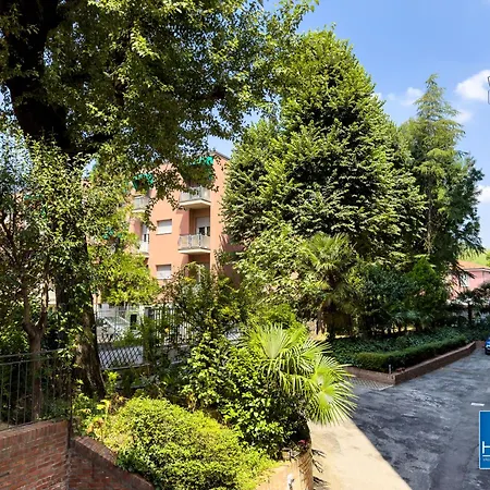 S.orsola Industrial Design Suite* * * * * Апартаменты