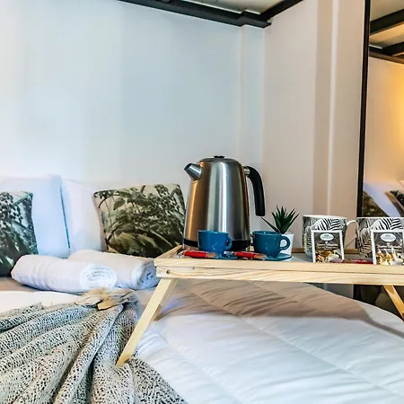 S.orsola Industrial Design Suite* * * * * Апартаменты Болонья