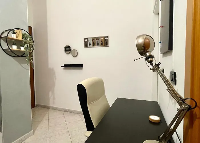 S.orsola Industrial Design Suite* * * * * Апартаменты Болонья